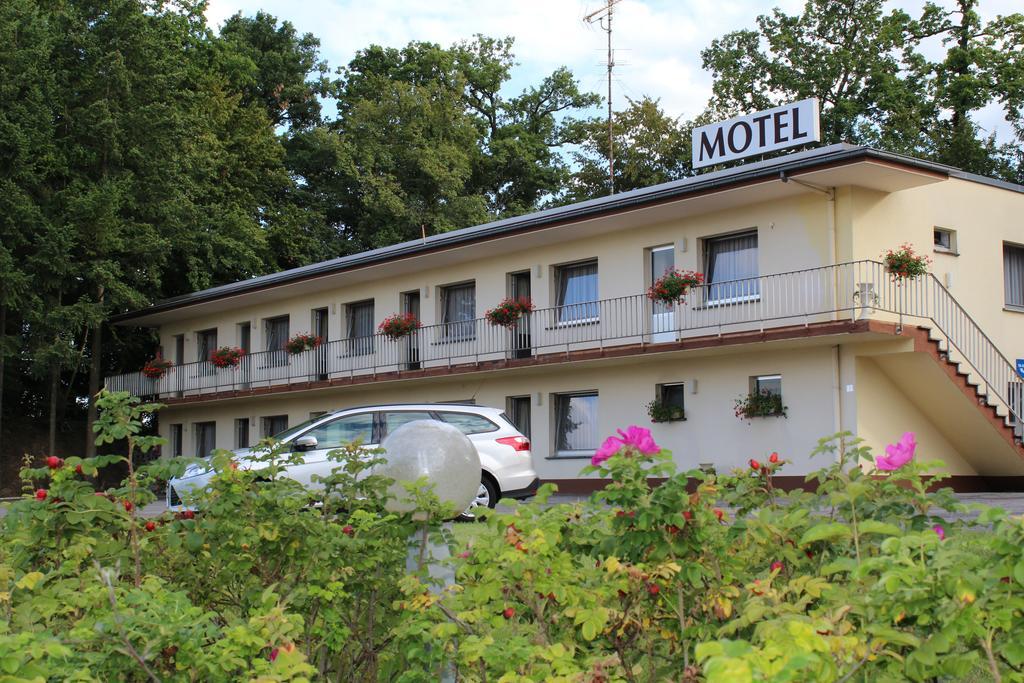 Hotel Drive In Motel Capellen Zewnętrze zdjęcie